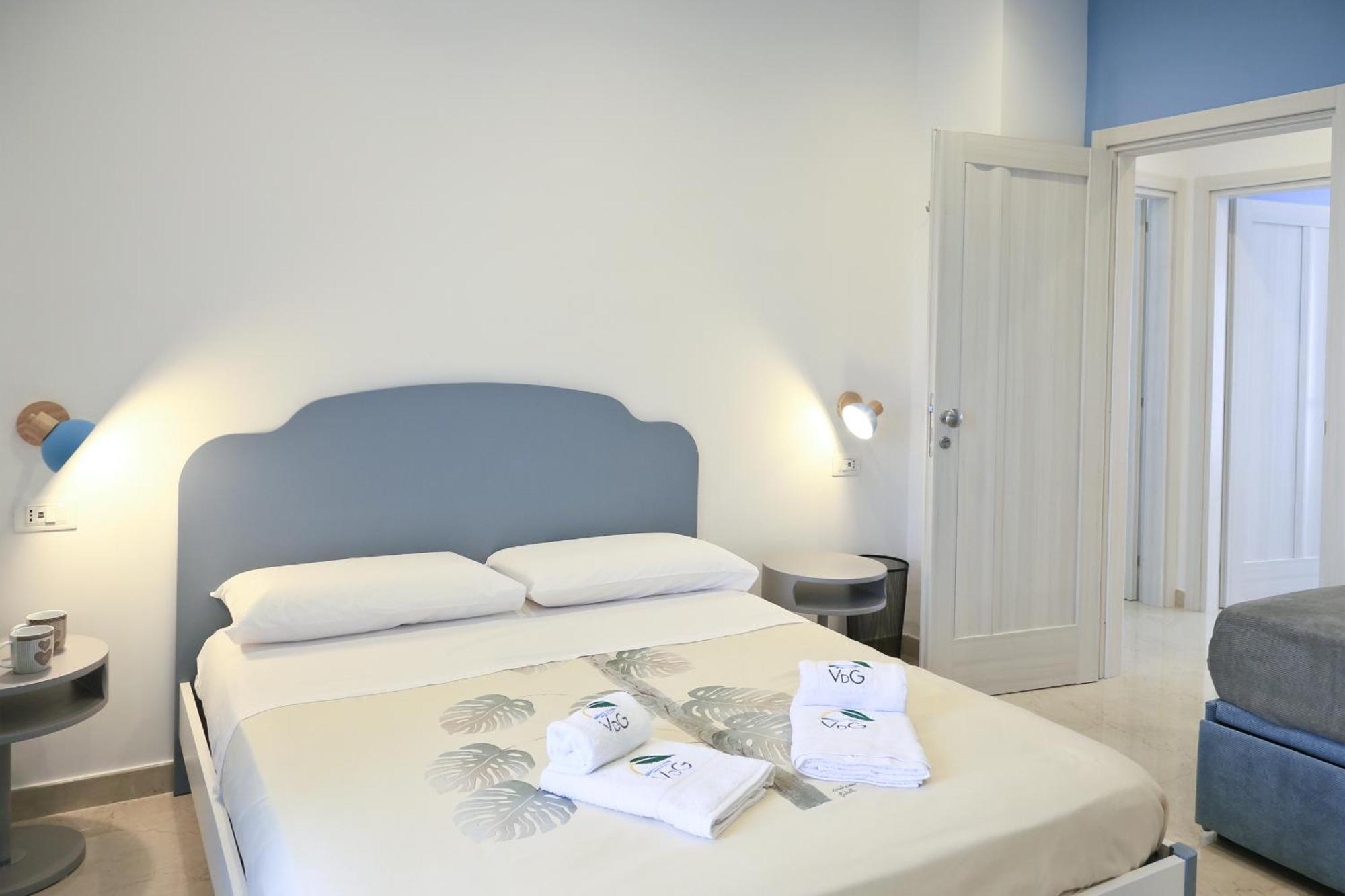 Villa Del Gaudio Rooms & Apartments Castellammare di Stabia Exterior photo
